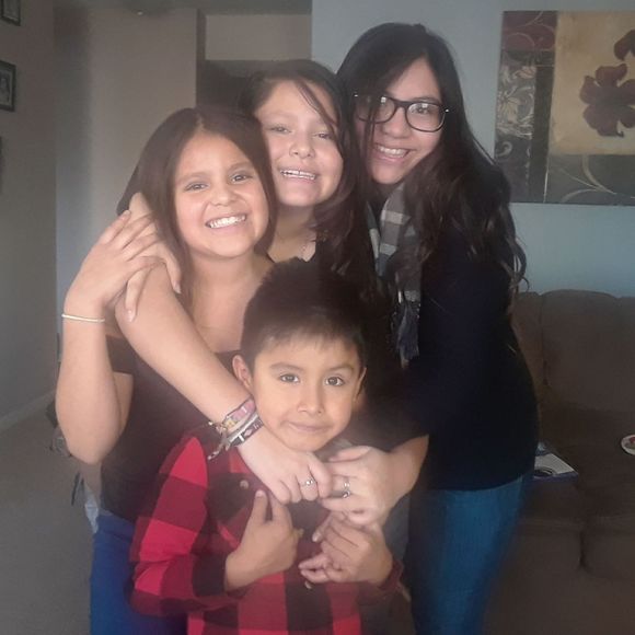 Meet your Posher, Mari - Picture 1 of 1